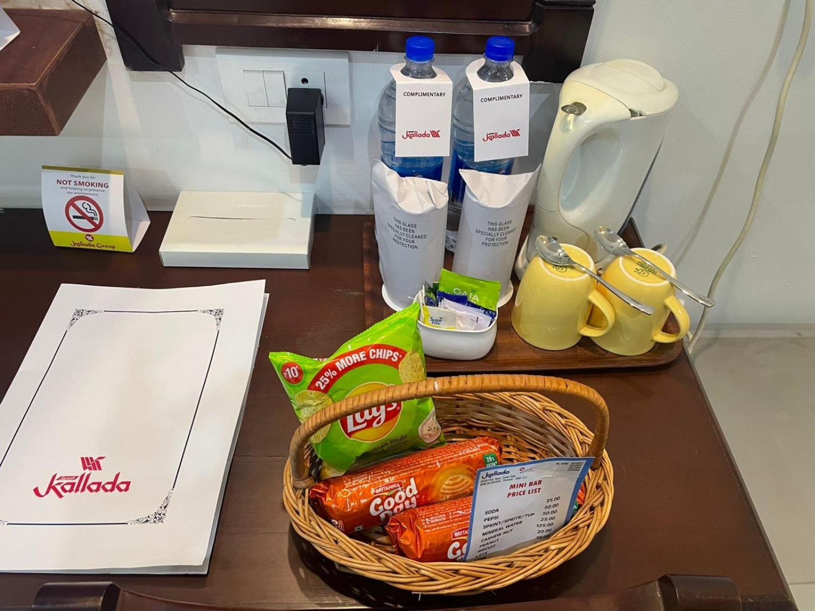 Kallada Sangeetha Hotels Thrissur Buitenkant foto